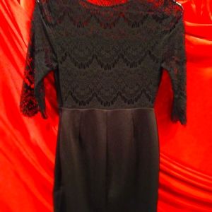 Black 3/4 sleeve dress